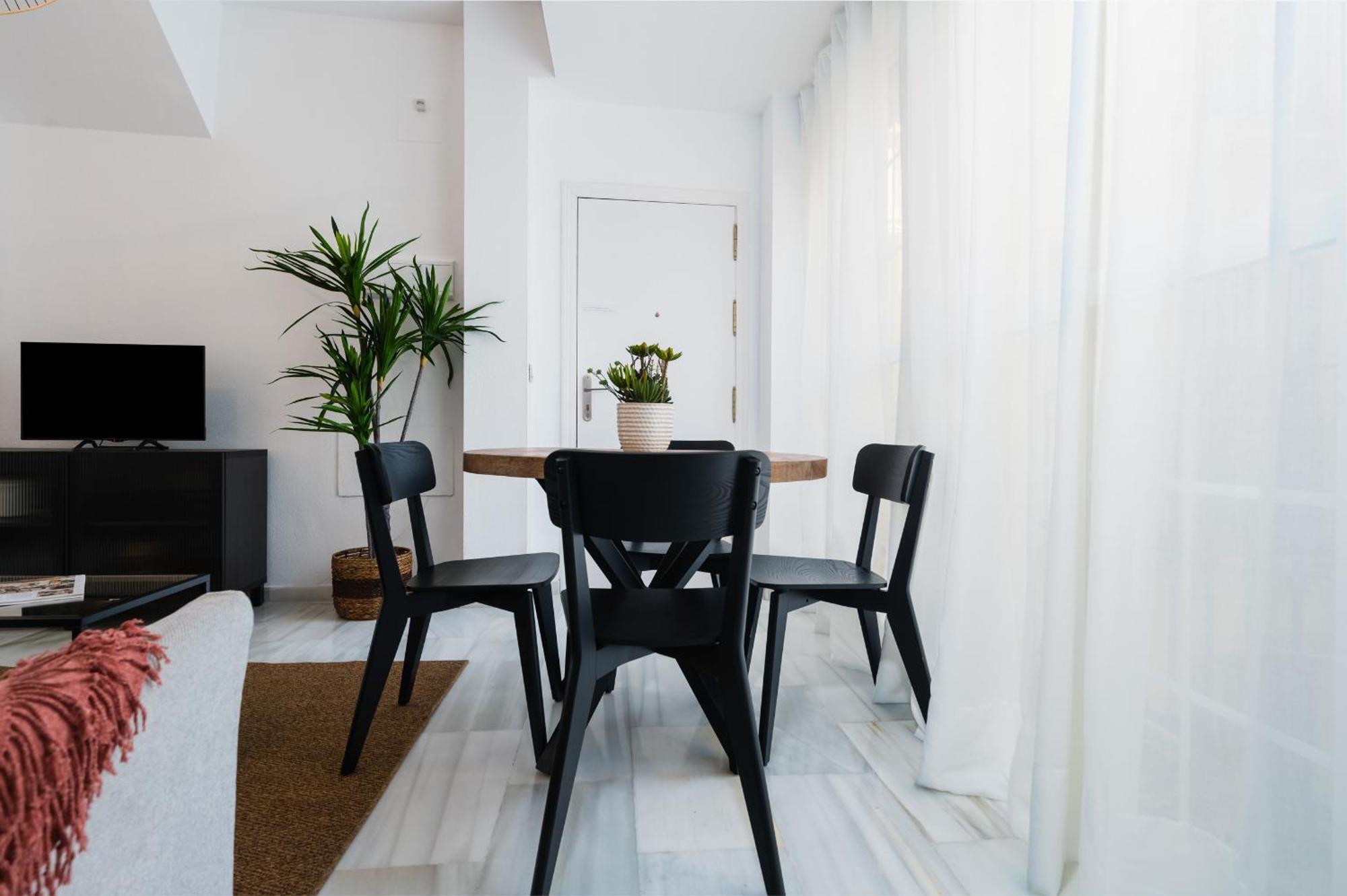 Apartament Avanti San Roman, Disfrutar Un Sevillano Mas *